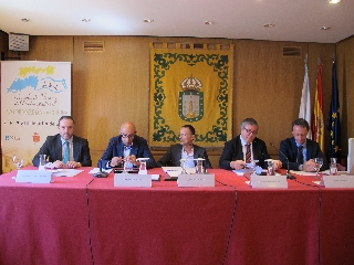Mesa redonda sobre la independencia judicial 